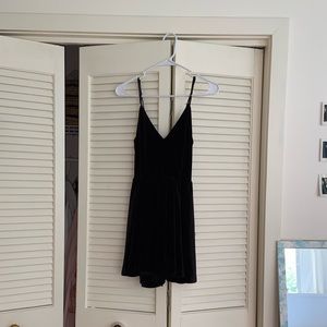 URBAN OUTFITTERS velvet romper